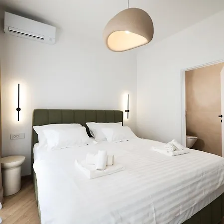 Anamaria Zadarvillas * Veli Iž