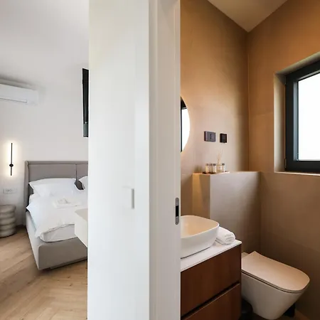 Anamaria Zadarvillas Veli Iž